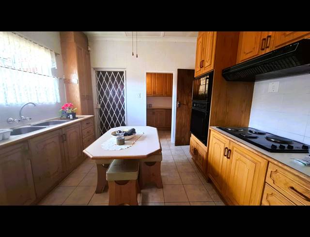3 BEDROOM HOUSE FOR SALE IN THREE RIVERS